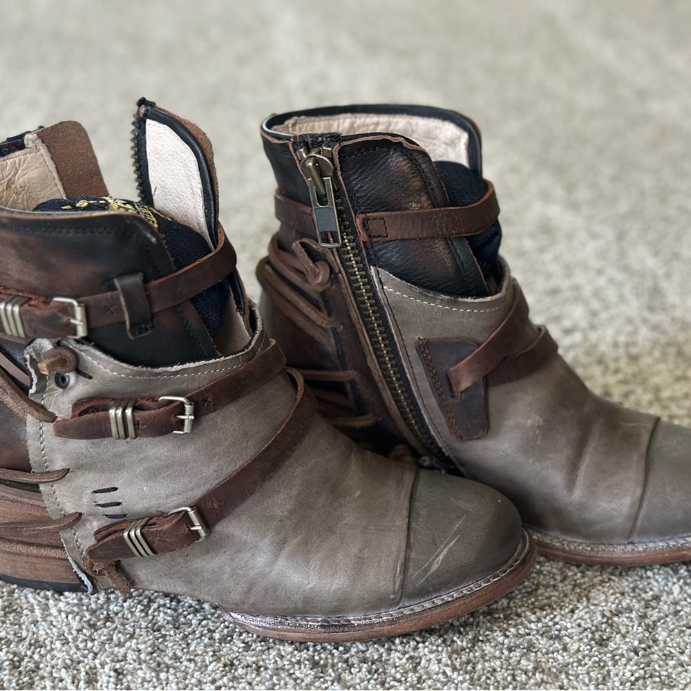Freebird Crue Grey Multi Boots